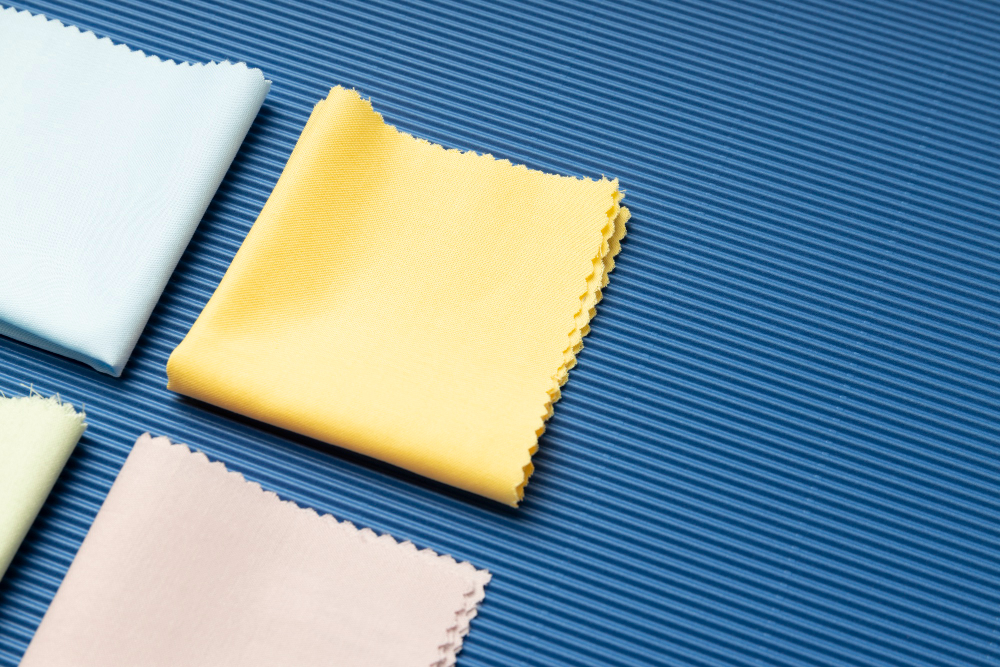 پارچه های لباس بچگانه| انتخاب جامع انتخاب لباس 4 لباس سنتر پارچه پلی استر