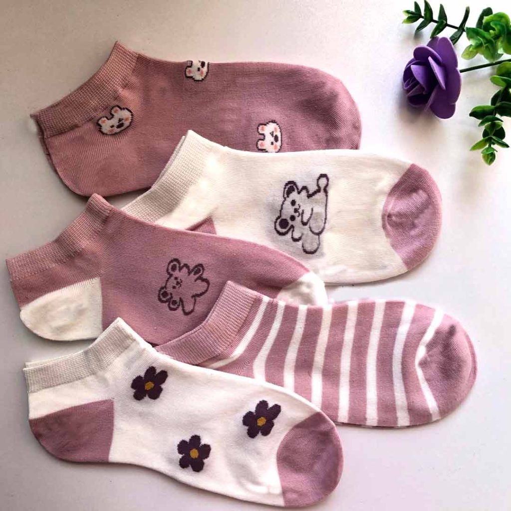 لباس گرم زمستانه دخترانه 11 لباس سنتر Socks1.5 1 1024x1024 1 لباس سنتر فروشگاه اینترنتی لباس سنتر با هدف فروش بهترین لباس های زنانه و مردانه و بچگانه همواره در تلاش می باشد که رضایت خاطر شما را فراهم نماید.