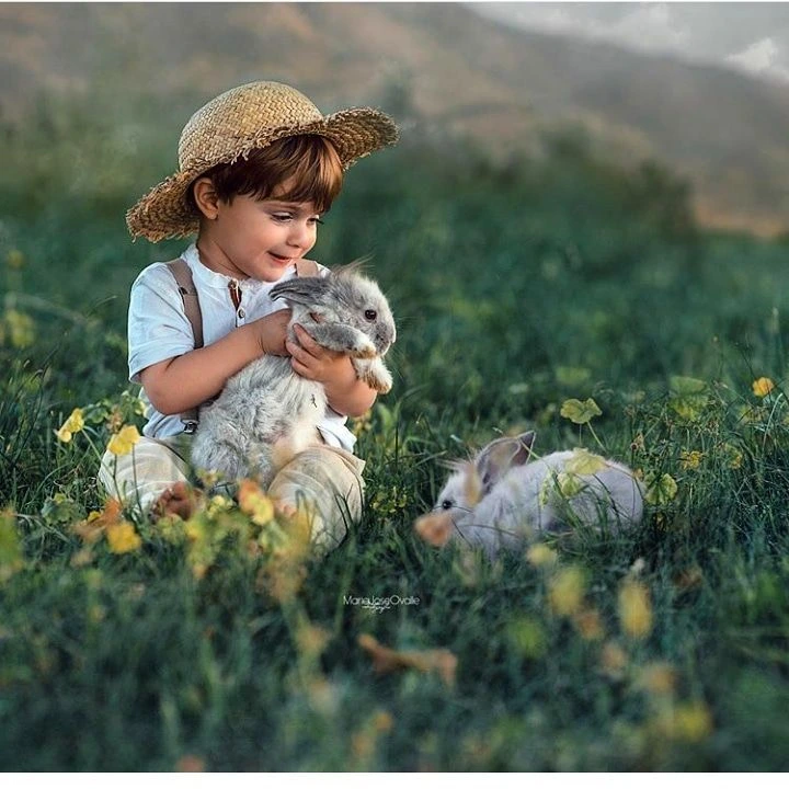 ۱۰ ایده برای عکاسی نوروزی کودکان با لباس های بهاری 8 لباس سنتر عکاسی نوروزی کودکان با لباس های بهاری